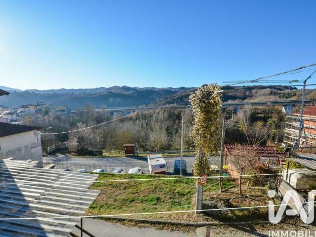 Casa indipendente in vendita a Roccavignale SV
