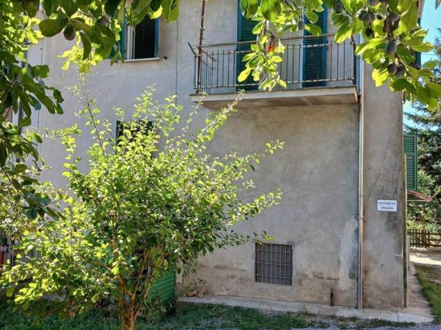 Casa indipendente in vendita a Roccavignale SV