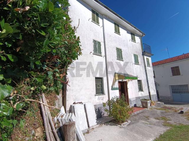 Casa indipendente in vendita a Roccavignale