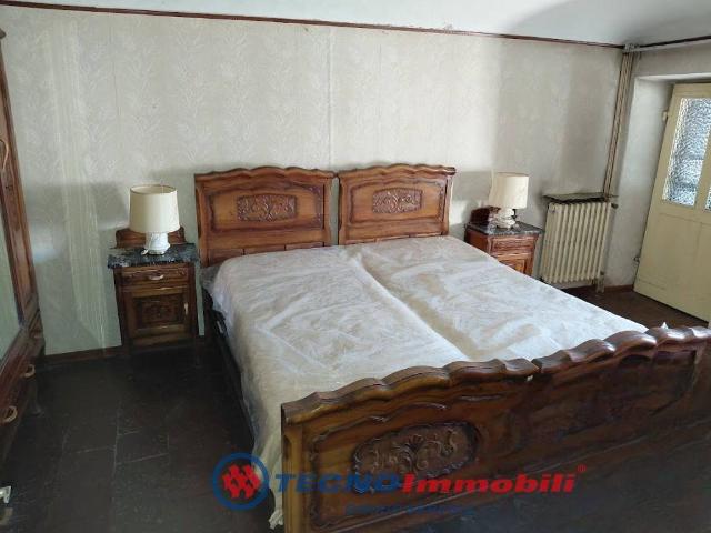 Casa indipendente in vendita a Rocca Canavese TO