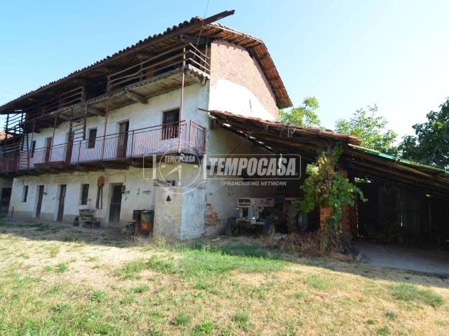 Casa indipendente in vendita a Rocca Canavese TO