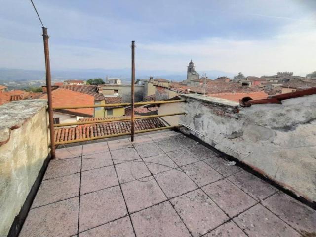 Casa indipendente in vendita a Rocca Grimalda AL