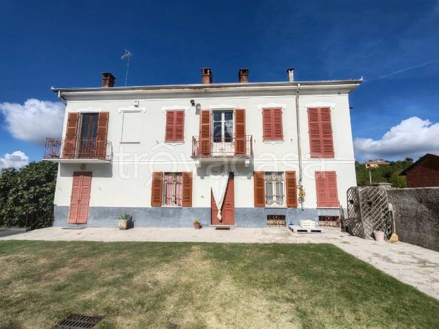Casa indipendente in vendita a Rocca d'Arazzo via Santa Caterina, 4