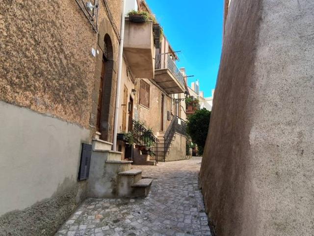 Casa indipendente in vendita a Rocca Massima LT
