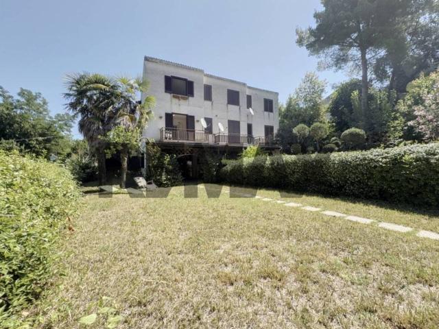 Casa indipendente in vendita a Rocca San Giovanni