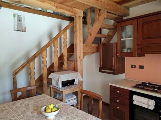Casa indipendente in vendita a Roccabruna