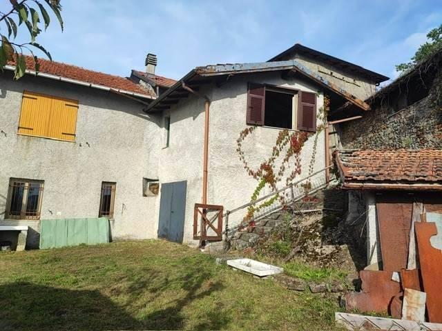 Casa indipendente in vendita a Roccaforte Ligure AL