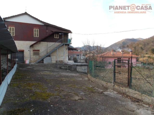 Casa indipendente in vendita a Roccafluvione AP