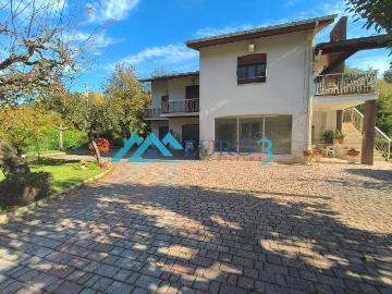 Casa indipendente in vendita a Roccafluvione AP