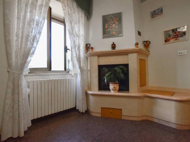 Casa indipendente in vendita a Roccafluvione AP