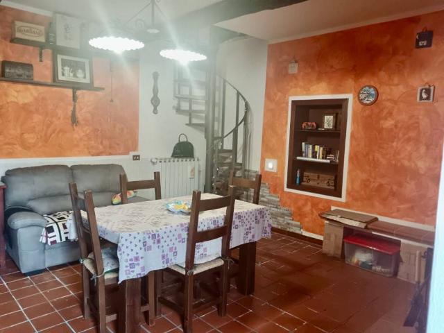 Casa indipendente in vendita a Roccagorga LT