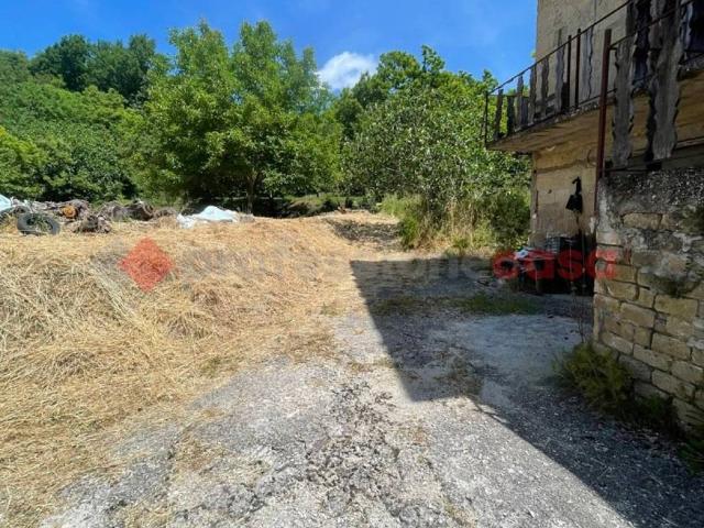 Casa indipendente in vendita a Roccamonfina CE
