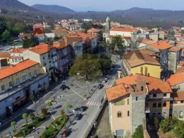 Appartamento in vendita a Roccamonfina
