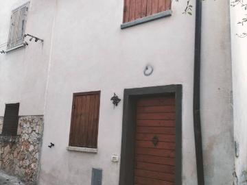 Casa indipendente in vendita a Roccaraso AQ