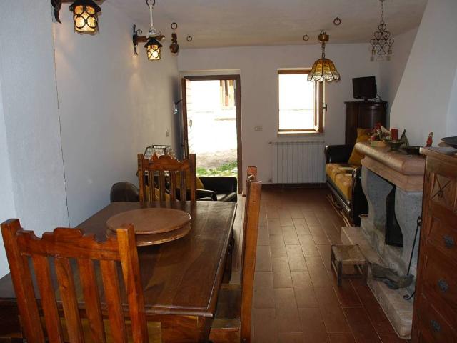 Casa indipendente in vendita a Roccaraso AQ