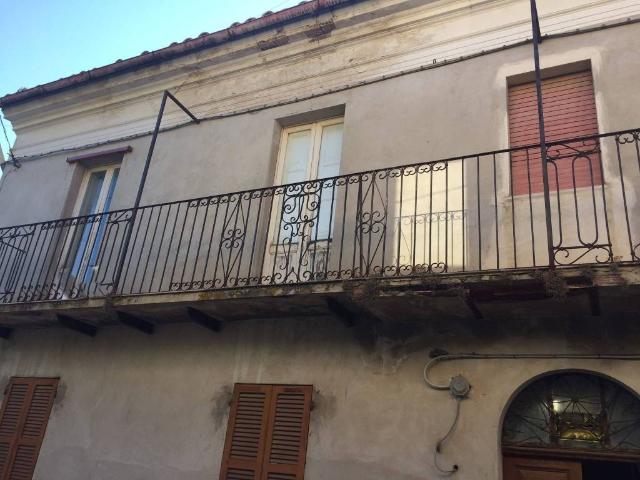 Casa indipendente in vendita a Roccascalegna CH