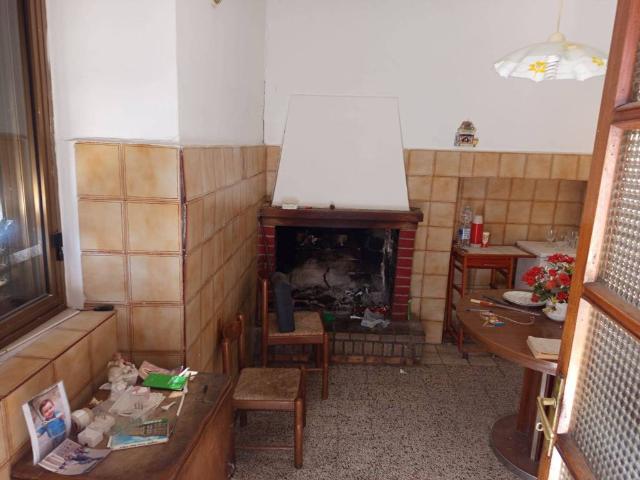 Casa indipendente in vendita a Roccascalegna CH