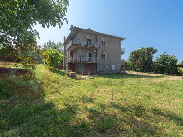 Casa indipendente in vendita a Roccasecca FR