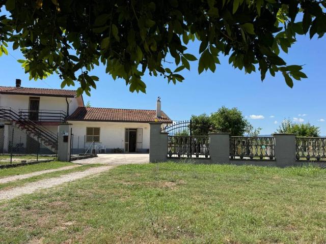 Casa indipendente in vendita a Roccasecca FR