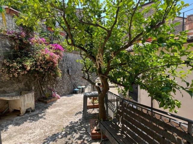 Casa indipendente in vendita a Roccasecca FR