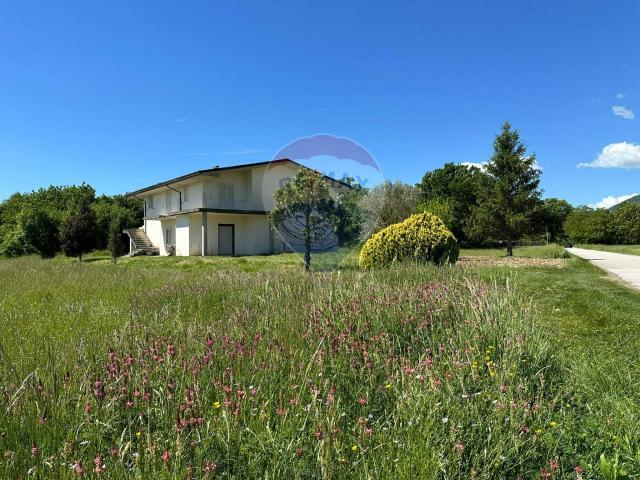 Casa indipendente in vendita a Rocchetta A Volturno