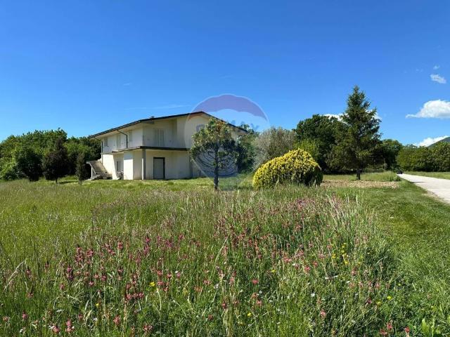 Casa indipendente in vendita a Rocchetta a Volturno IS
