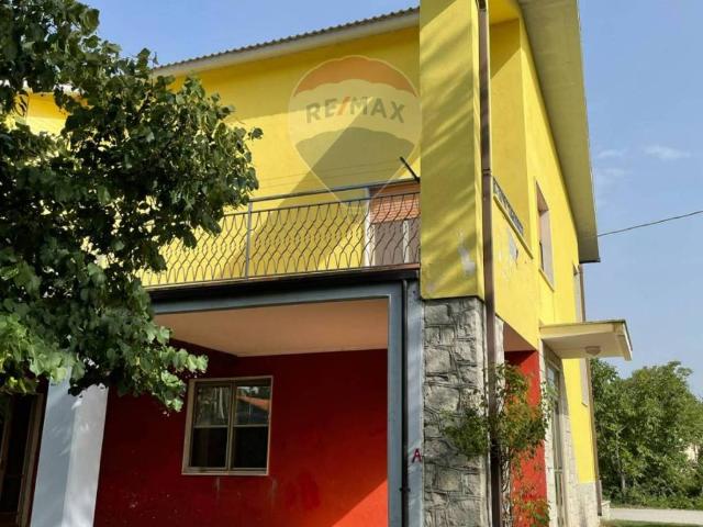 Casa indipendente in vendita a Rocchetta a Volturno IS