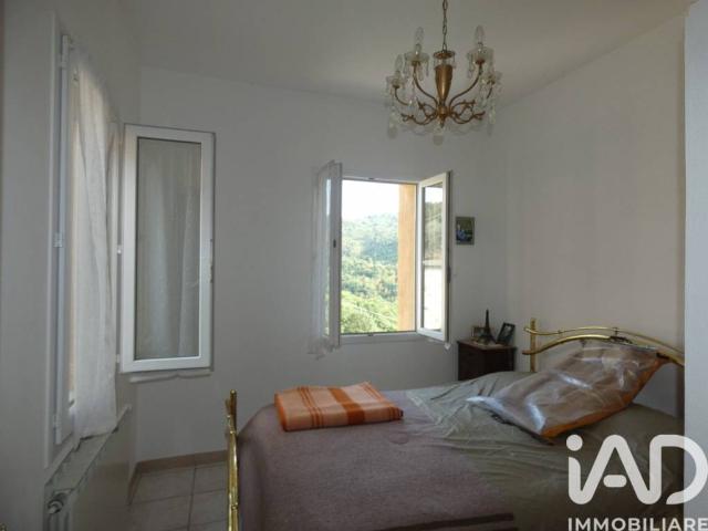 Casa indipendente in vendita a Rocchetta di Vara SP