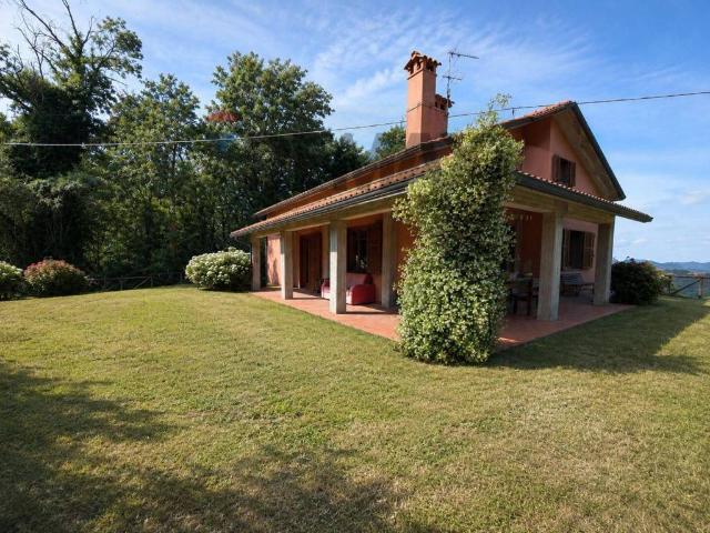 Casa indipendente in vendita a Rocchetta di Vara SP
