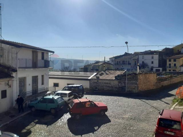Casa indipendente in vendita a Rocchetta Sant'Antonio FG