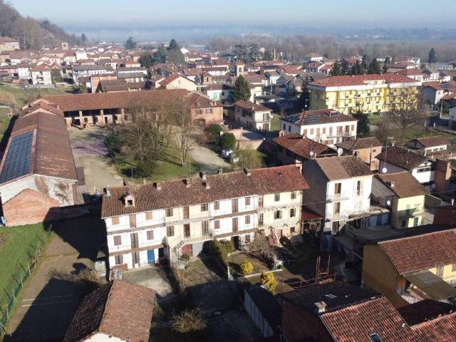Casa indipendente in vendita a Rocchetta Tanaro AT