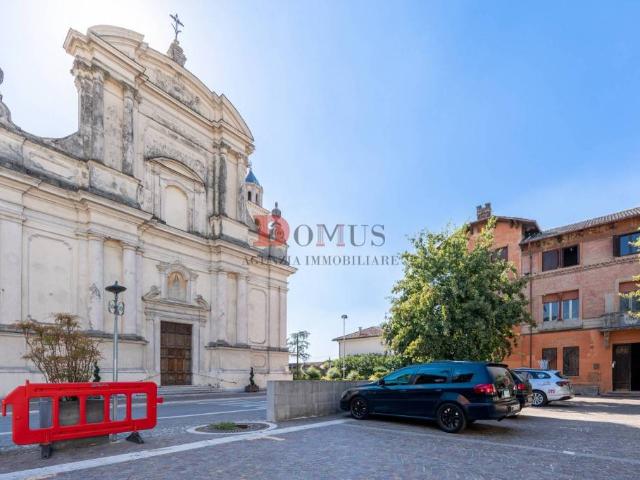 Casa indipendente in vendita a Rodigo piazza Ippolito Nievo, 6