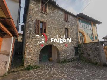 Casa indipendente in vendita a Roè Volciano BS