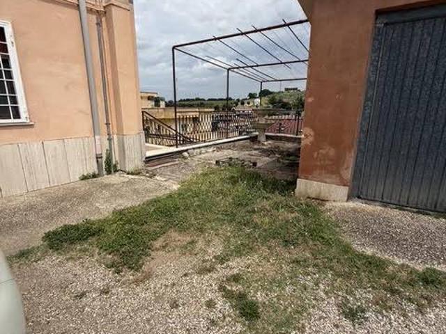 Casa indipendente in vendita a Roma RM
