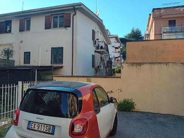 Villa in vendita a Roma RM
