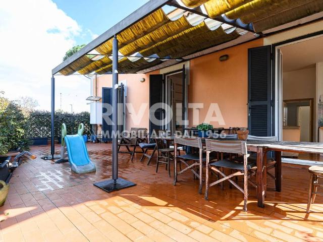Casa indipendente in vendita a Roma RM