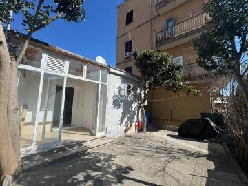Casa indipendente in vendita a Roma RM
