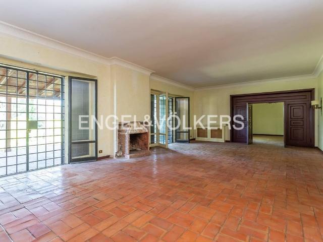 Casa indipendente in vendita a Roma RM