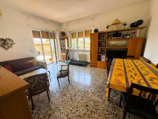 Casa indipendente in vendita a Roma RM