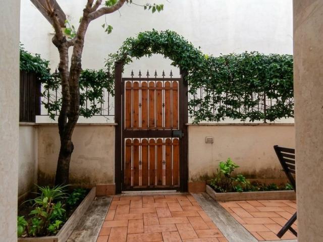 Casa indipendente in vendita a Roma RM