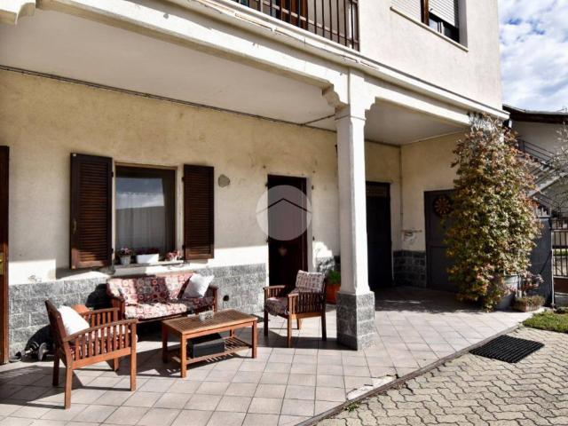 Casa indipendente in vendita a Romano Canavese TO