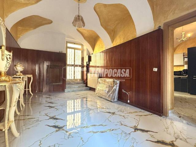Casa indipendente in vendita a Romano Canavese TO