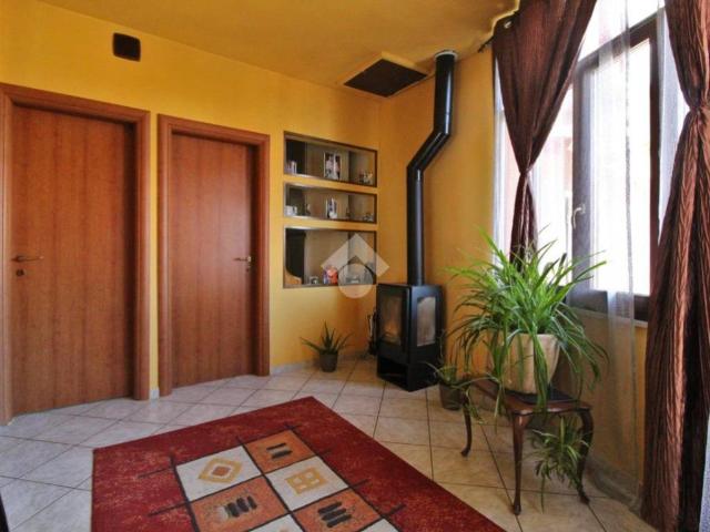 Casa indipendente in vendita a Romano Canavese TO