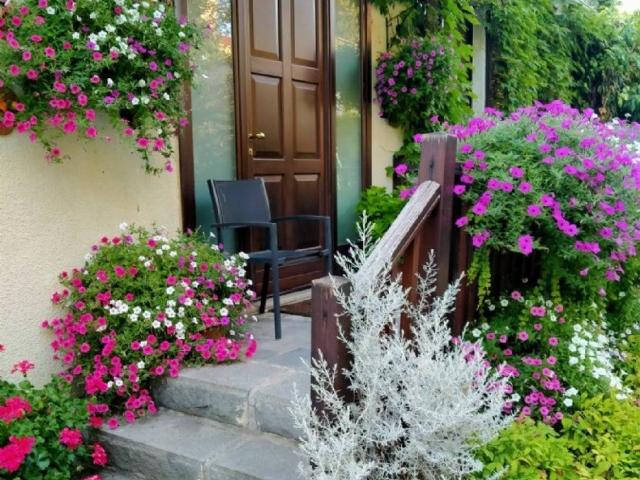 Casa indipendente in vendita a Romano Canavese TO