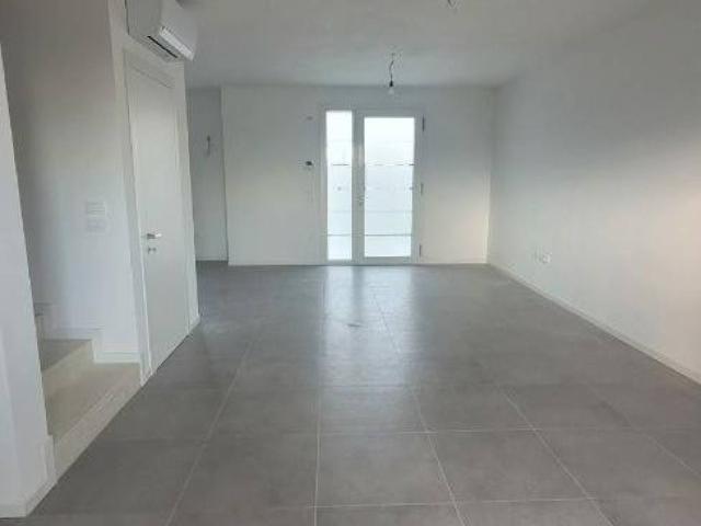 Casa indipendente in vendita a Romano d'Ezzelino VI