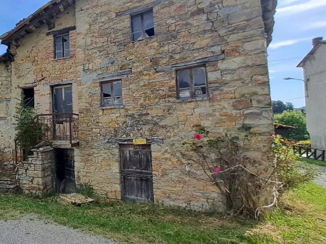 Casa indipendente in vendita a Romagnese PV