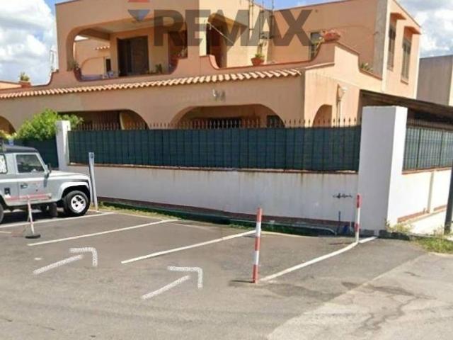 Casa indipendente in vendita a Rometta ME