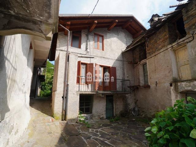 Casa indipendente in vendita a Ronco Canavese TO