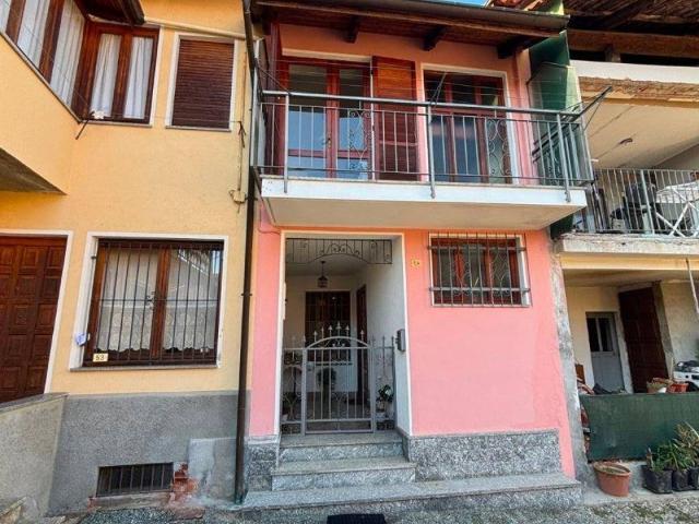 Casa indipendente in vendita a Ronco Biellese BI