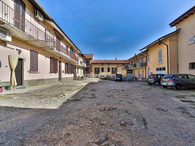 Casa indipendente in vendita a Ronco Briantino MB